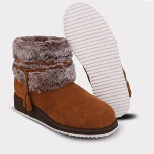 MYKOS BAILEE Women's Zip-Up Wedge Boot (1.5").   HICKORY                 MW2530